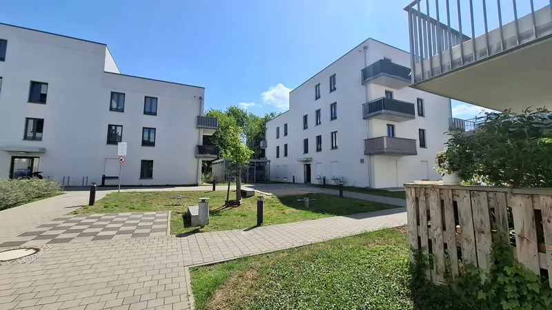 Glückliches Familienleben mit hochwertiger Ausstattung — photo 1